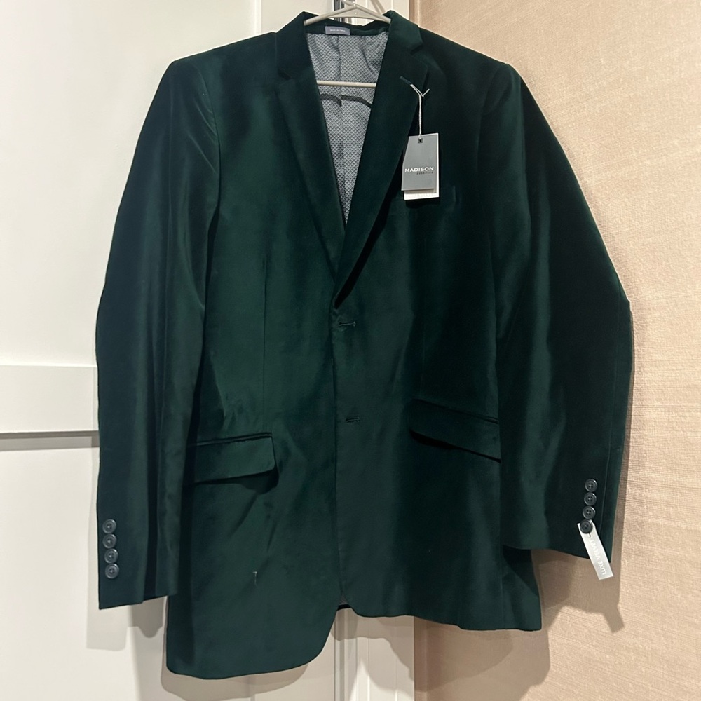 Madison Modern Fit  42” dark green suit top